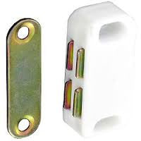 Securit Twin Magnetic Catch White - Flying Dutchman Stores